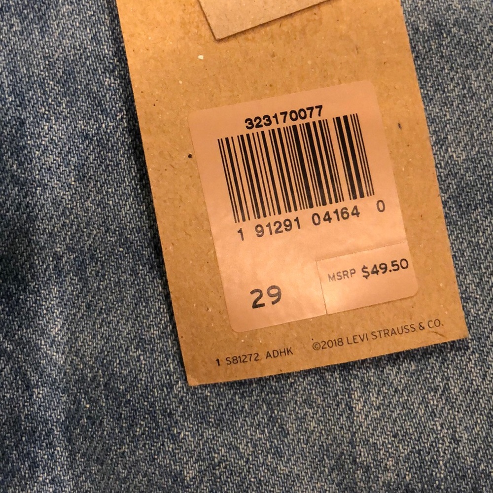 Levi’s Shorts - Picture 4 of 4